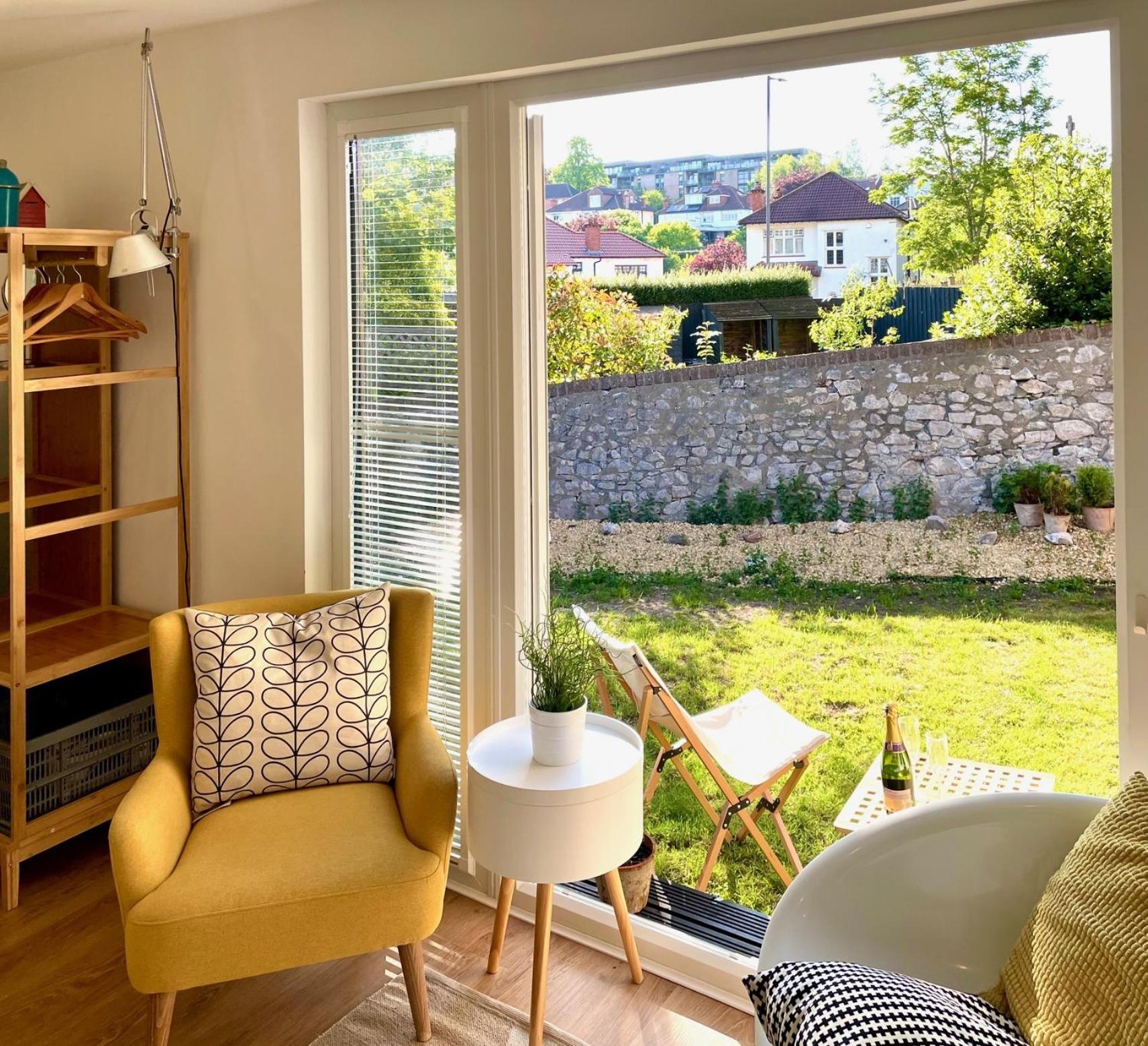 Redland Retreat, Cosy Garden For 2 Апартаменты *